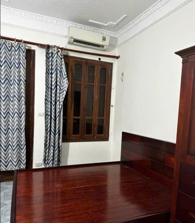 Cho thuê nhà ngõ 156 Hồng Mai 3 tầng x 30m2, 9 Triệu/th, 3 ngủ, ô tô tận cửa - Ảnh 1
